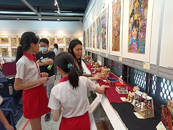 放大圖：