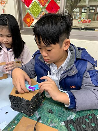 放大圖：