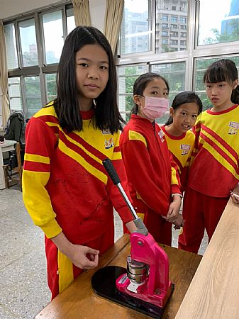 放大圖：