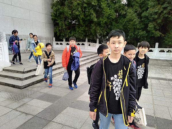 放大圖：